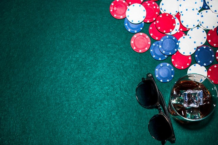 Layar seluler menampilkan fitur bonus dan riwayat permainan Gem Saviour